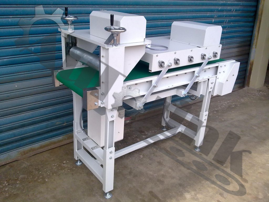 Bag Pressing Packaging Conveyor